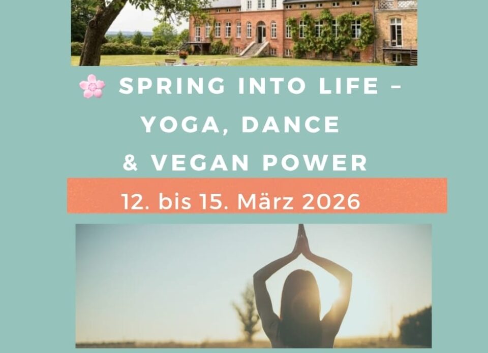 Flyer für ein Yoga und Vegan Retreat im Frühling im Gut Pohnstorf